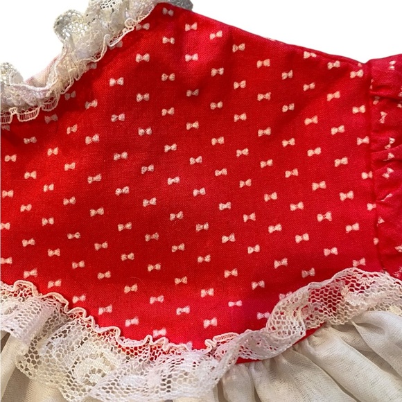 Rare vintage 70s red and white embroidered mushroom baby dress 3-6 mos - Picture 2 of 9